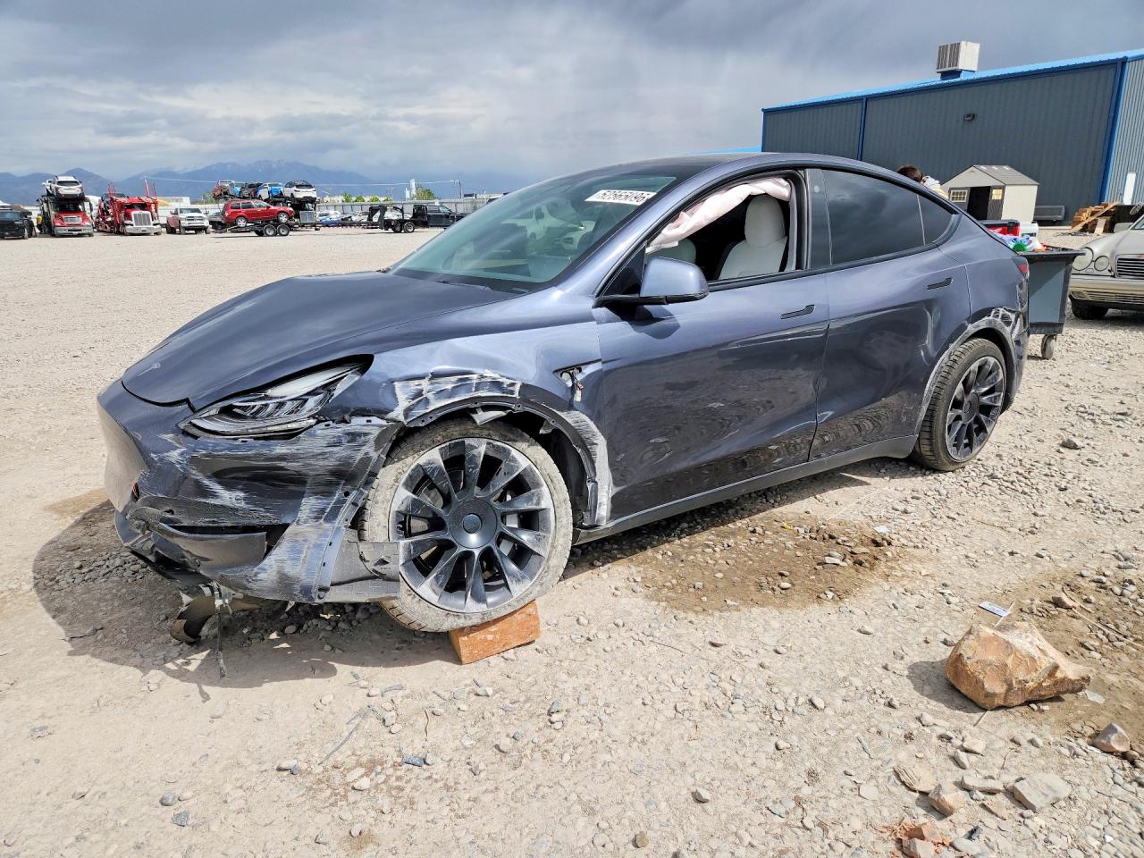 Salvage Tesla Model Y Image