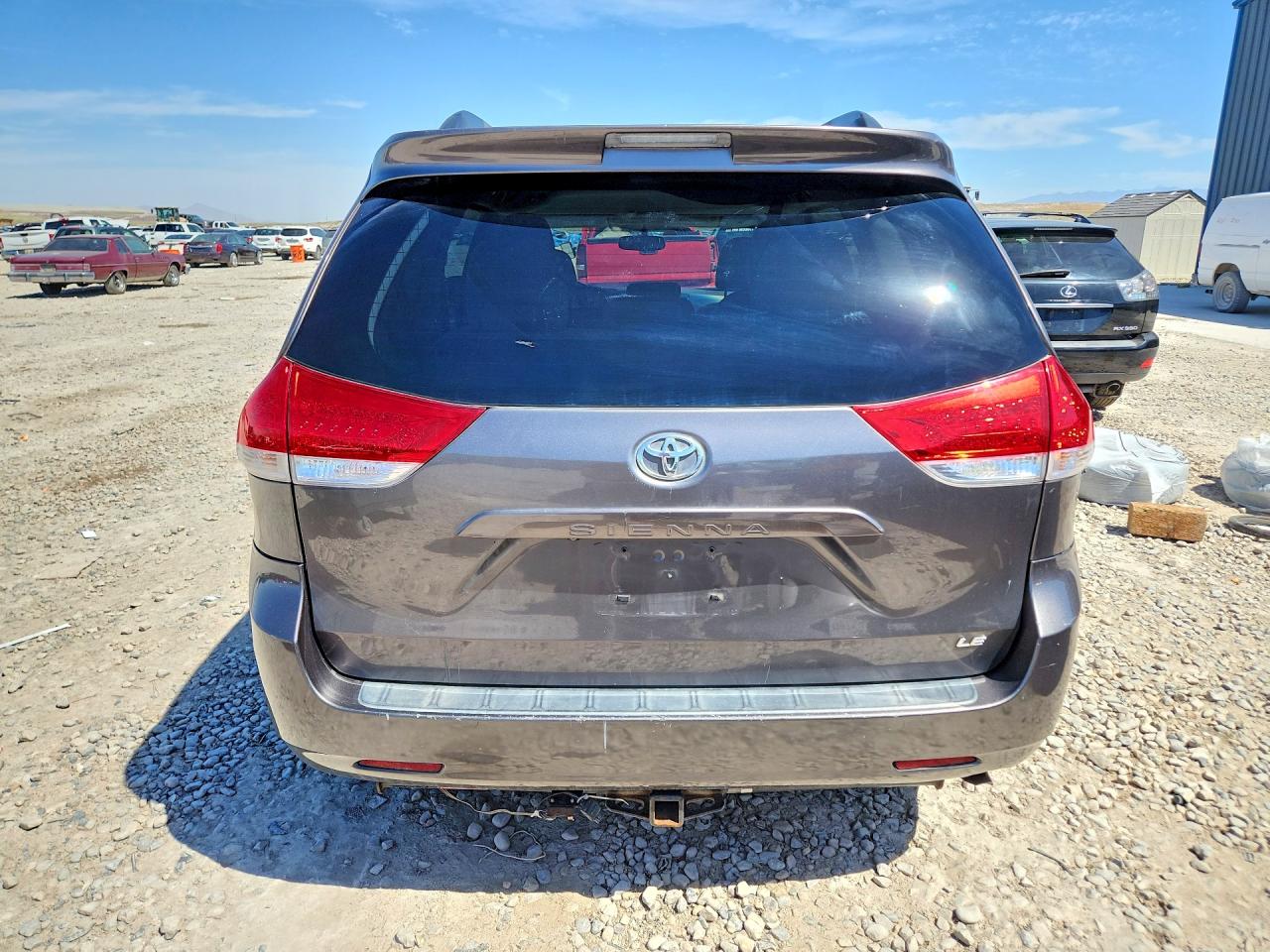 Toyota Sienna Le