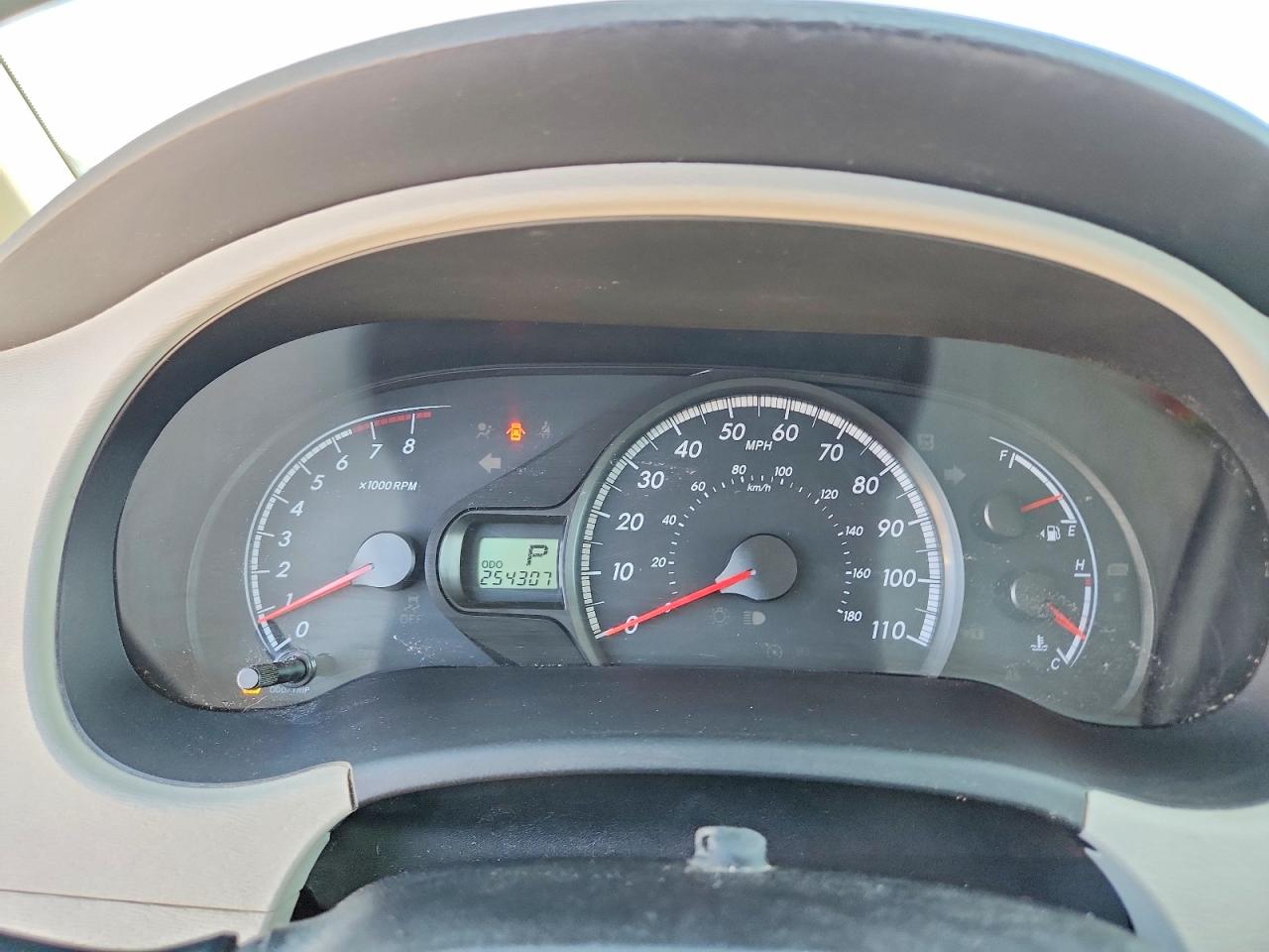 Toyota Sienna Le