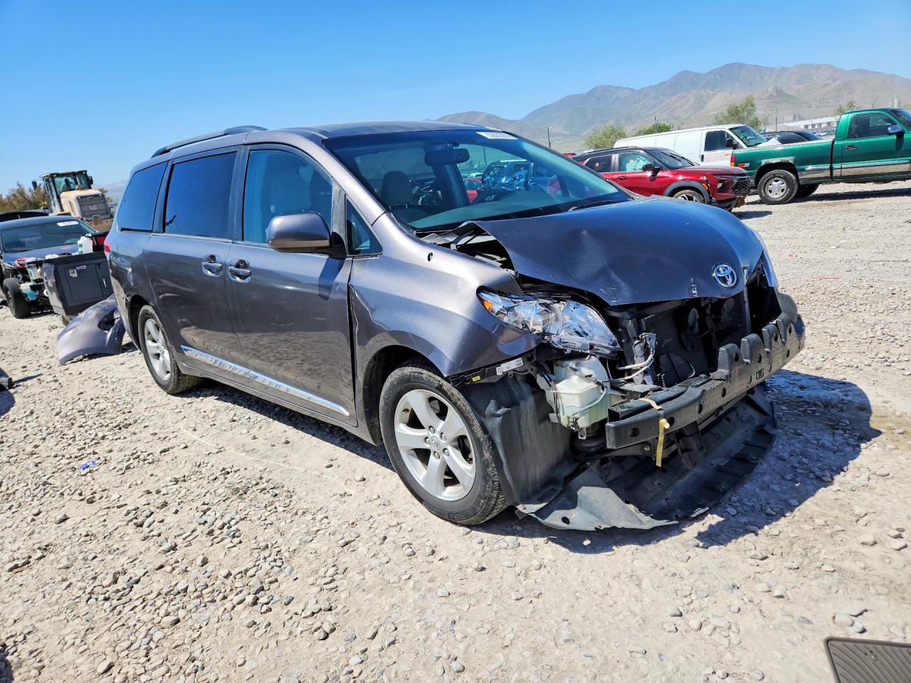 Toyota Sienna Le