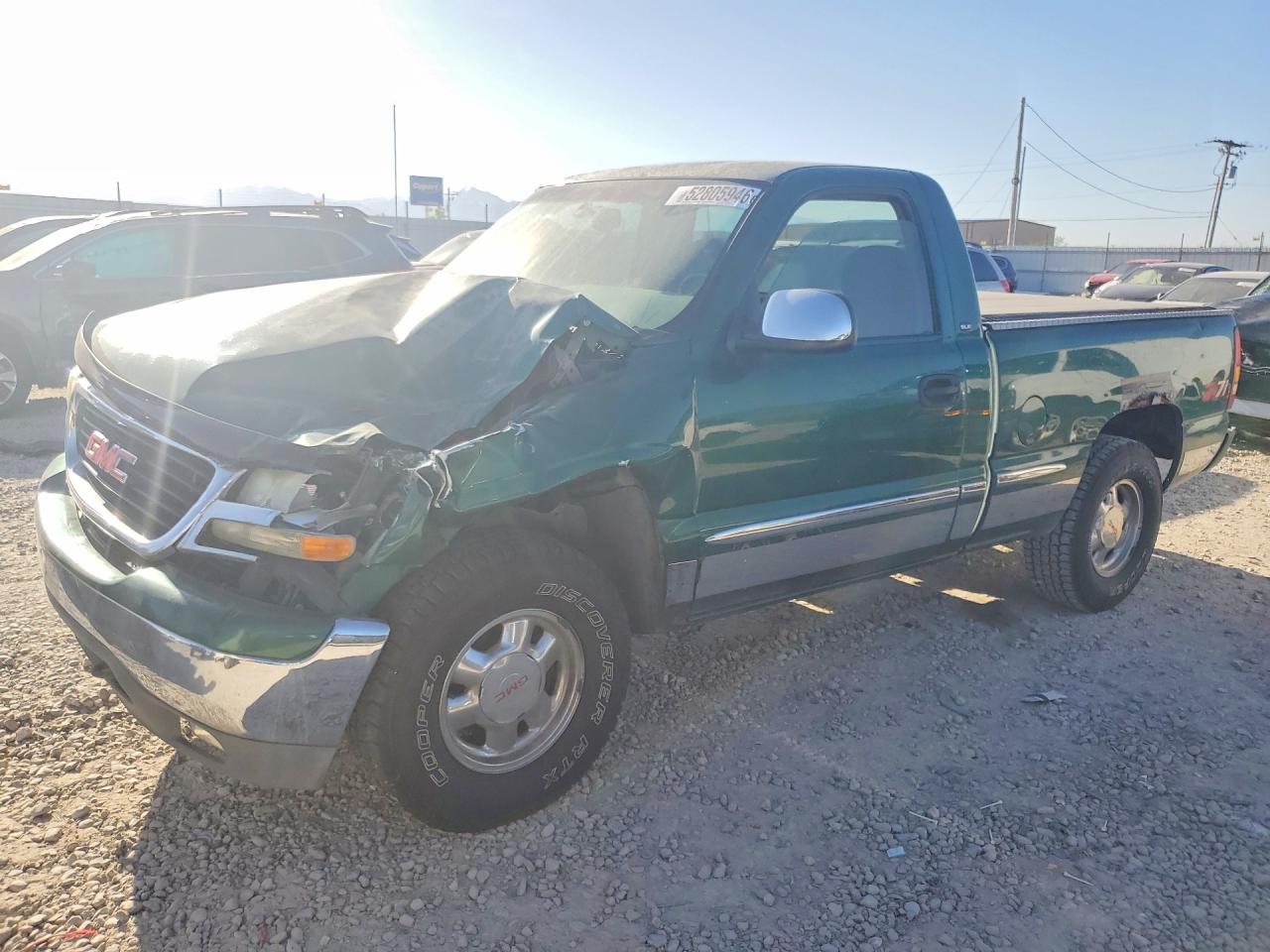 Salvage GMC Sierra Image