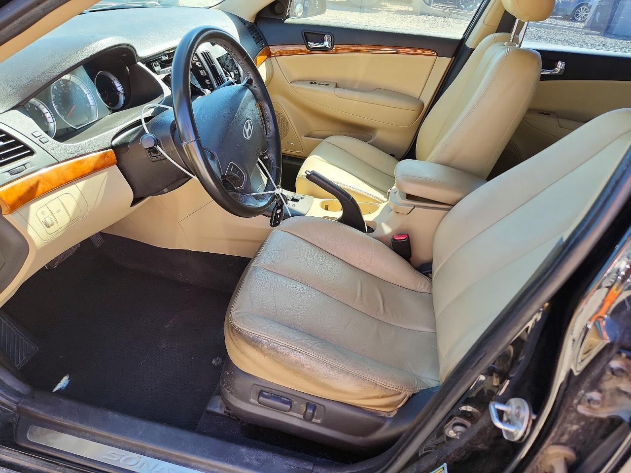 Hyundai SONATA Limited V6