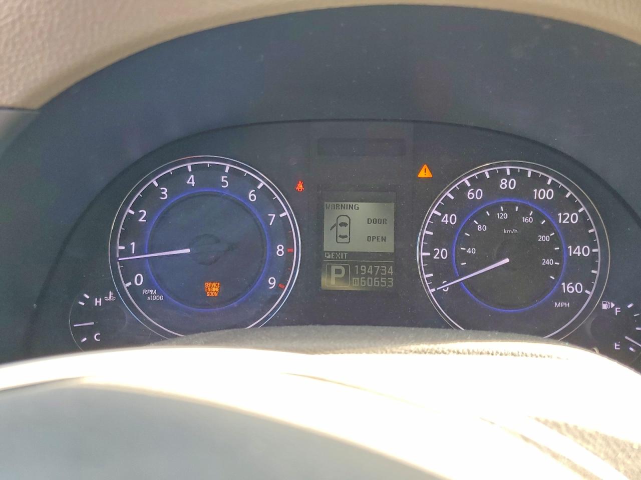 INFINITI G37 X