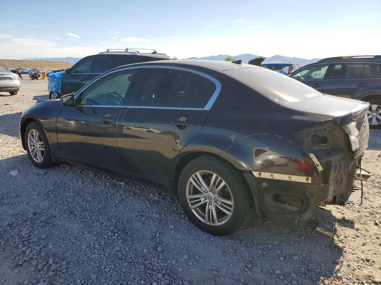 INFINITI G37 X