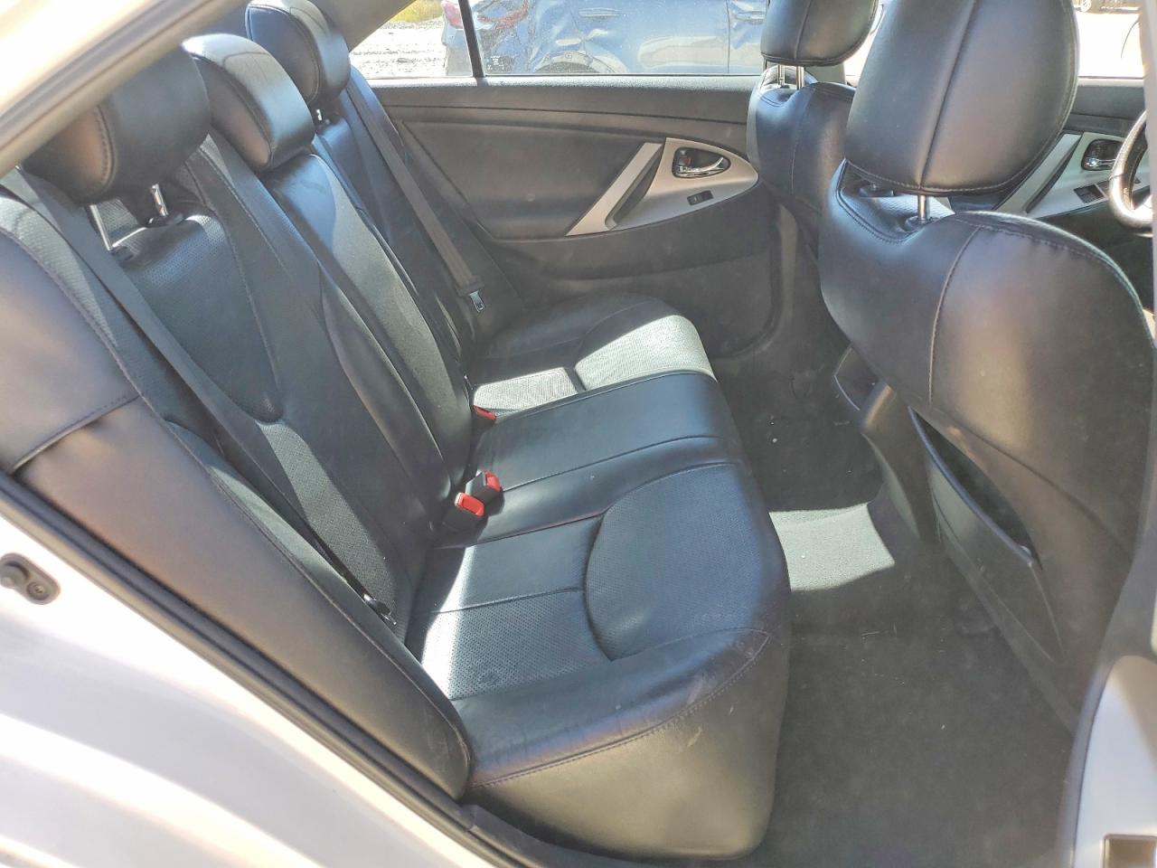 Toyota Camry Se V6
