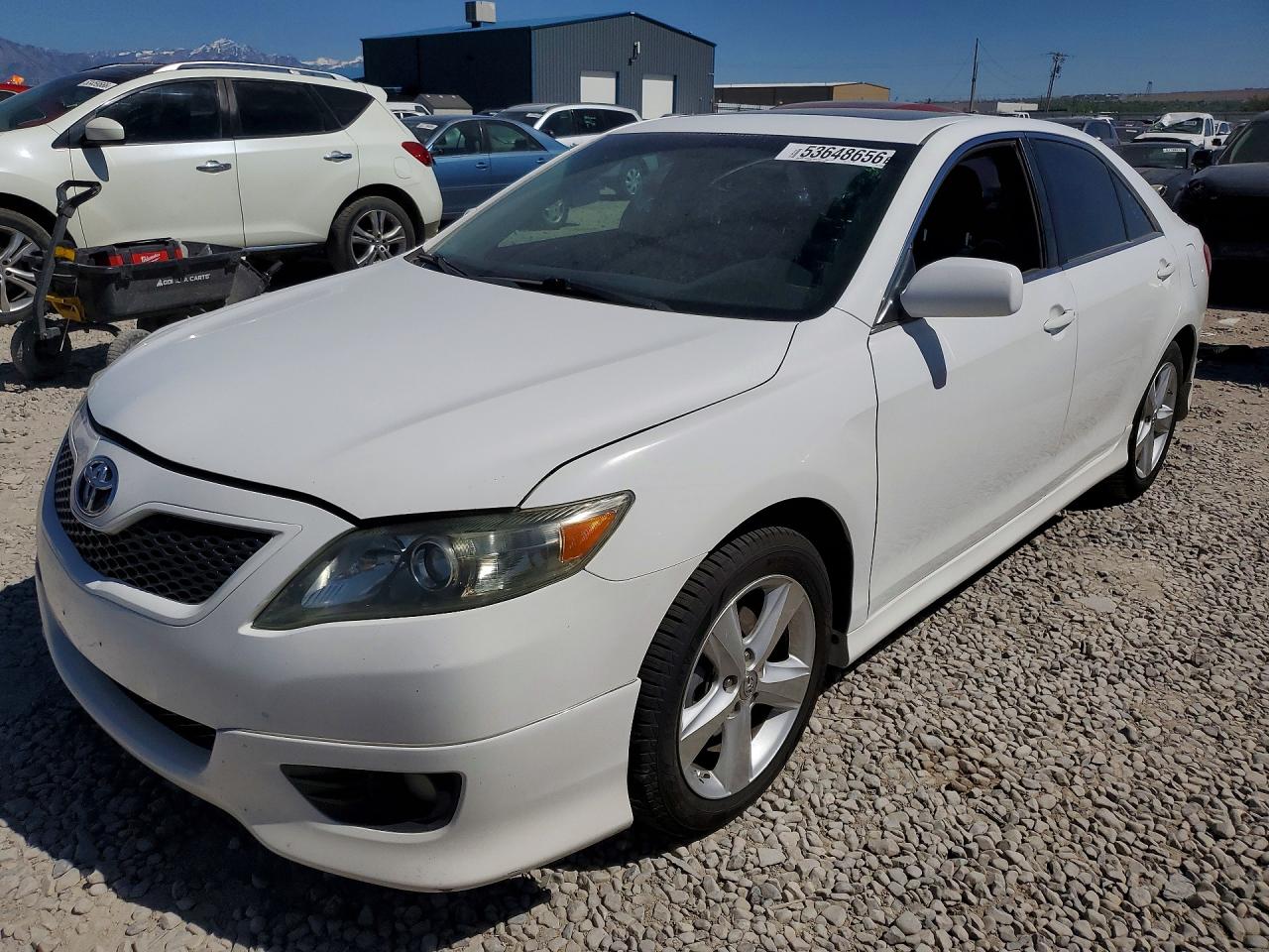 Salvage Toyota Camry Image