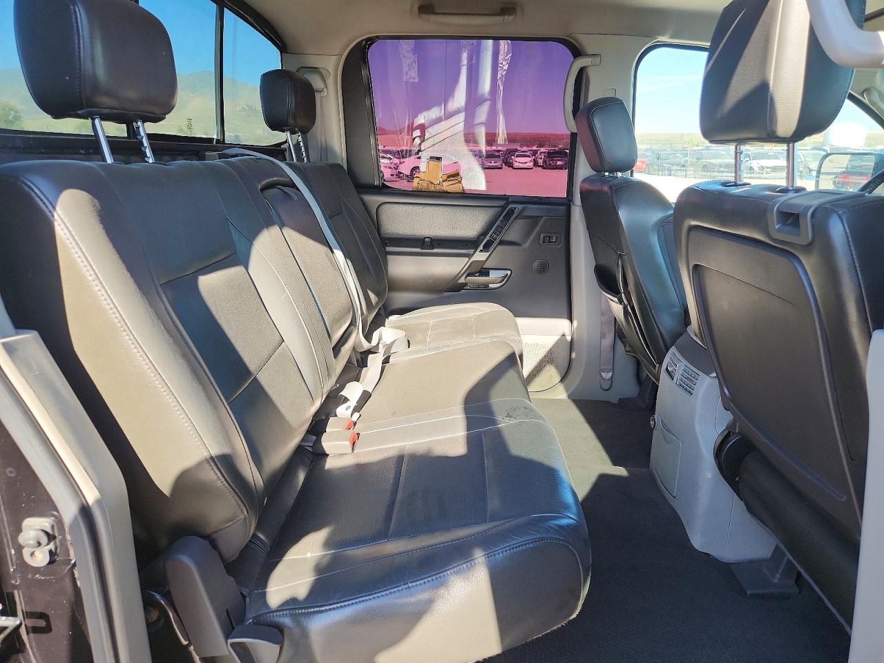 Nissan Titan Xe