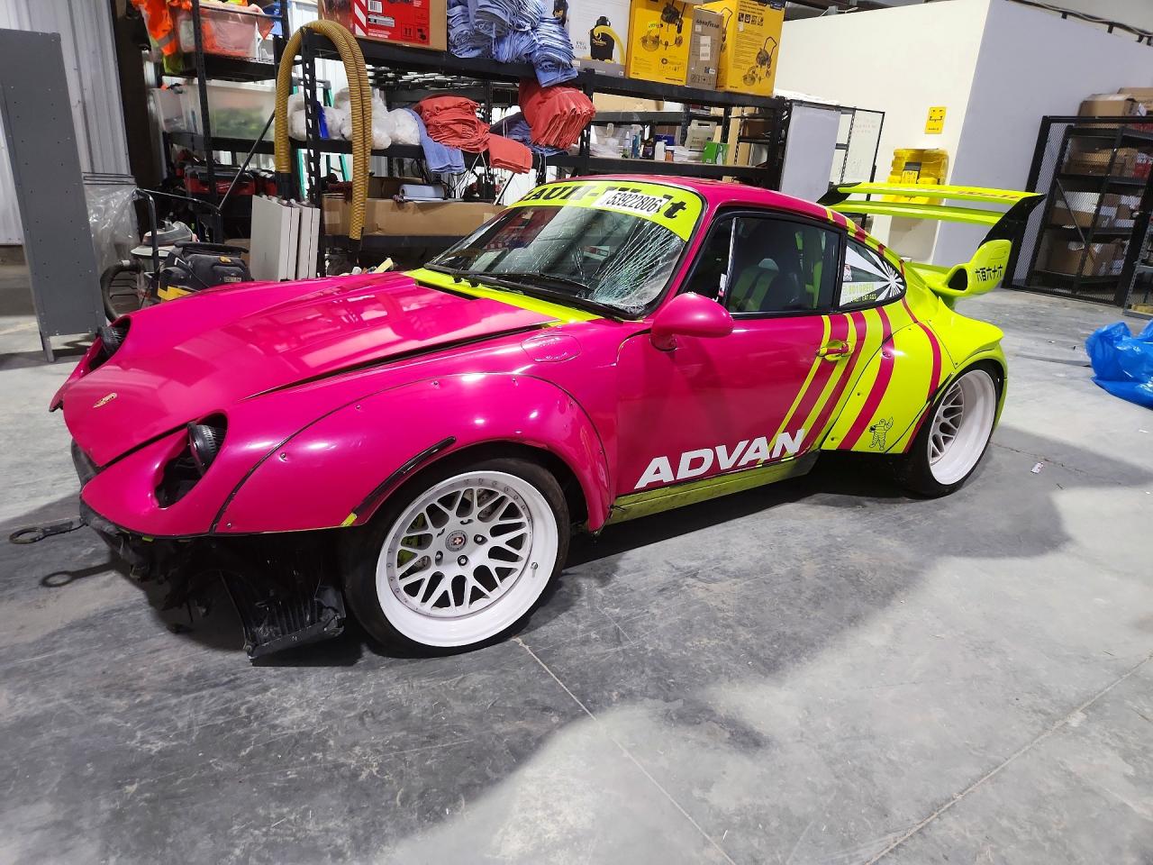 Salvage Porsche 911 Image