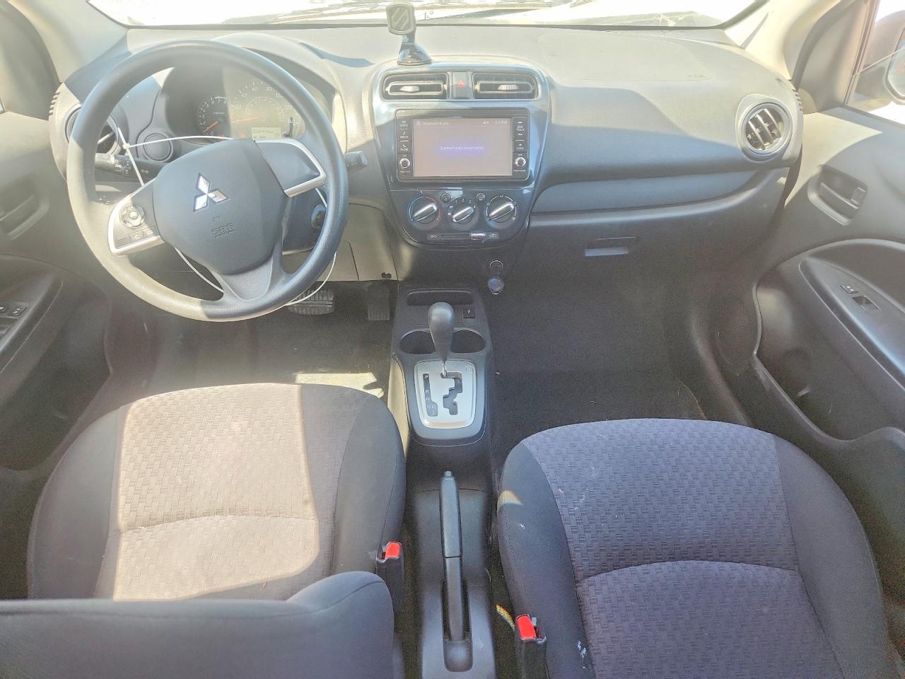 Mitsubishi Mirage Es