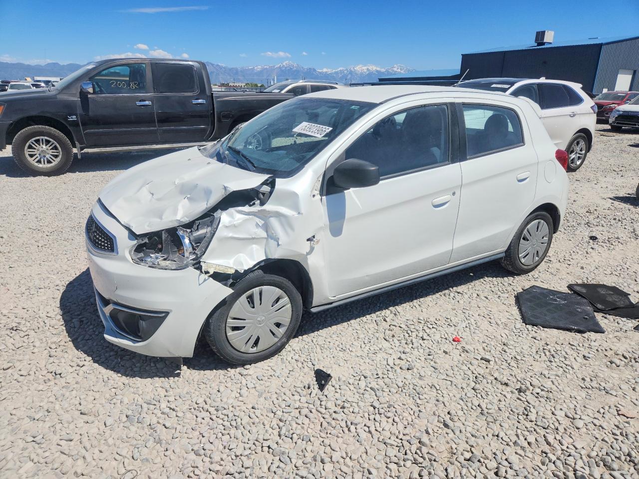 Salvage Mitsubishi Mirage Image
