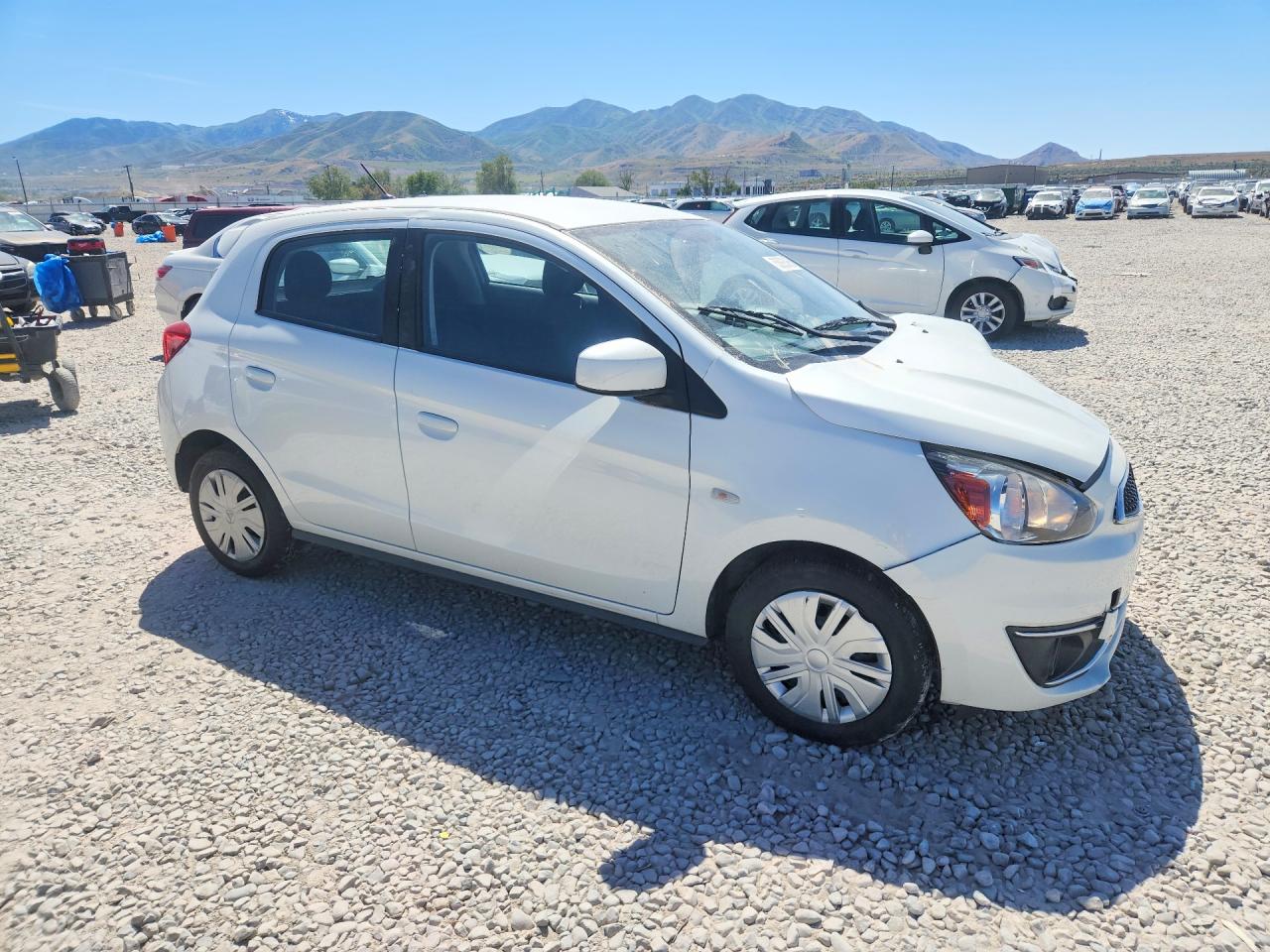Mitsubishi Mirage Es