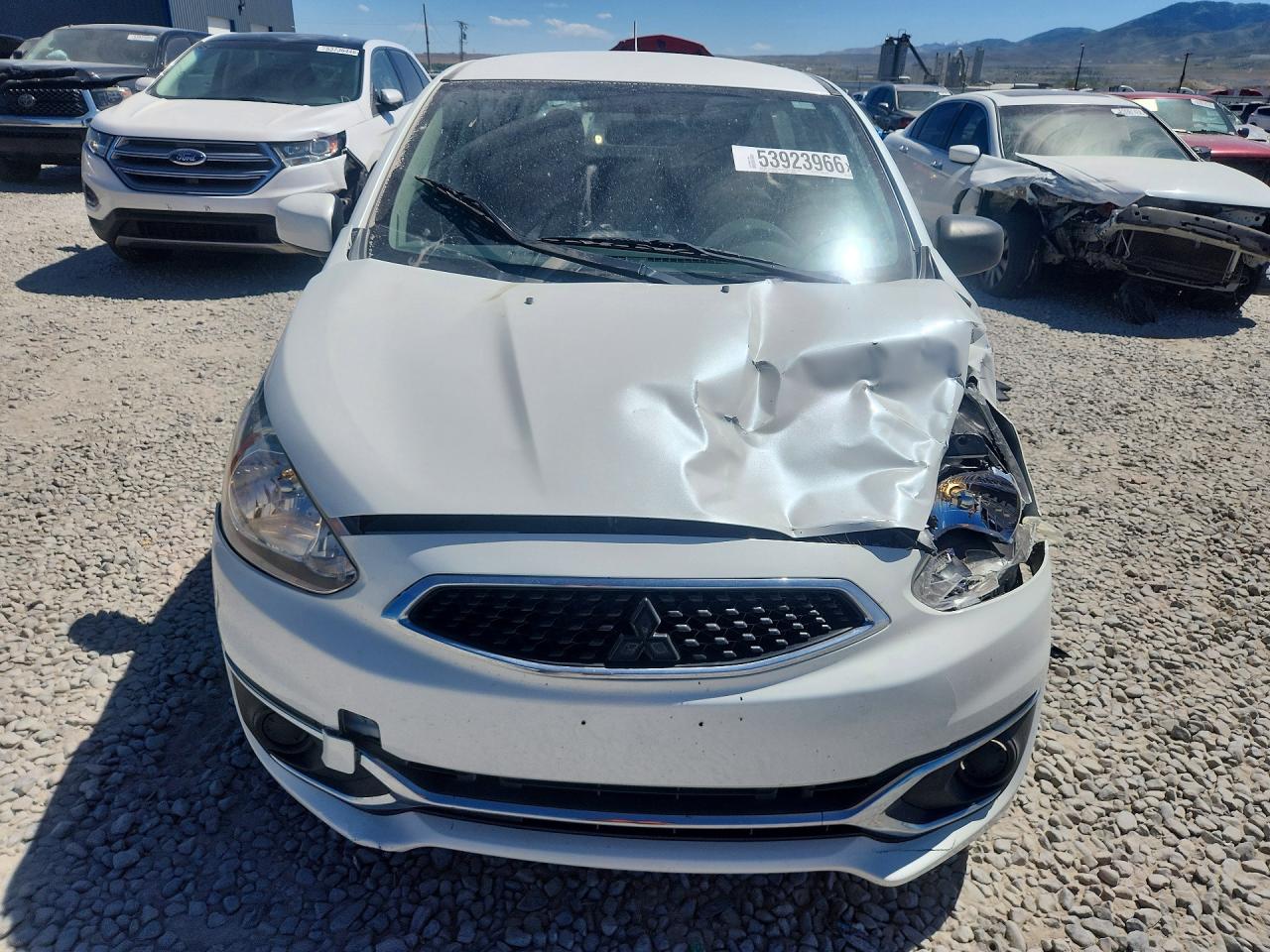 Mitsubishi Mirage Es