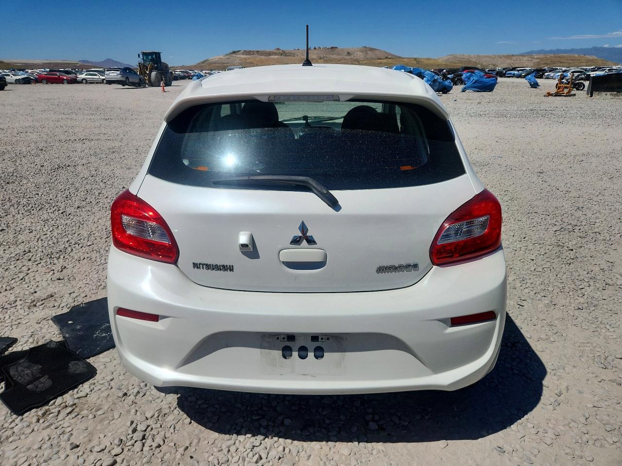 Mitsubishi Mirage Es