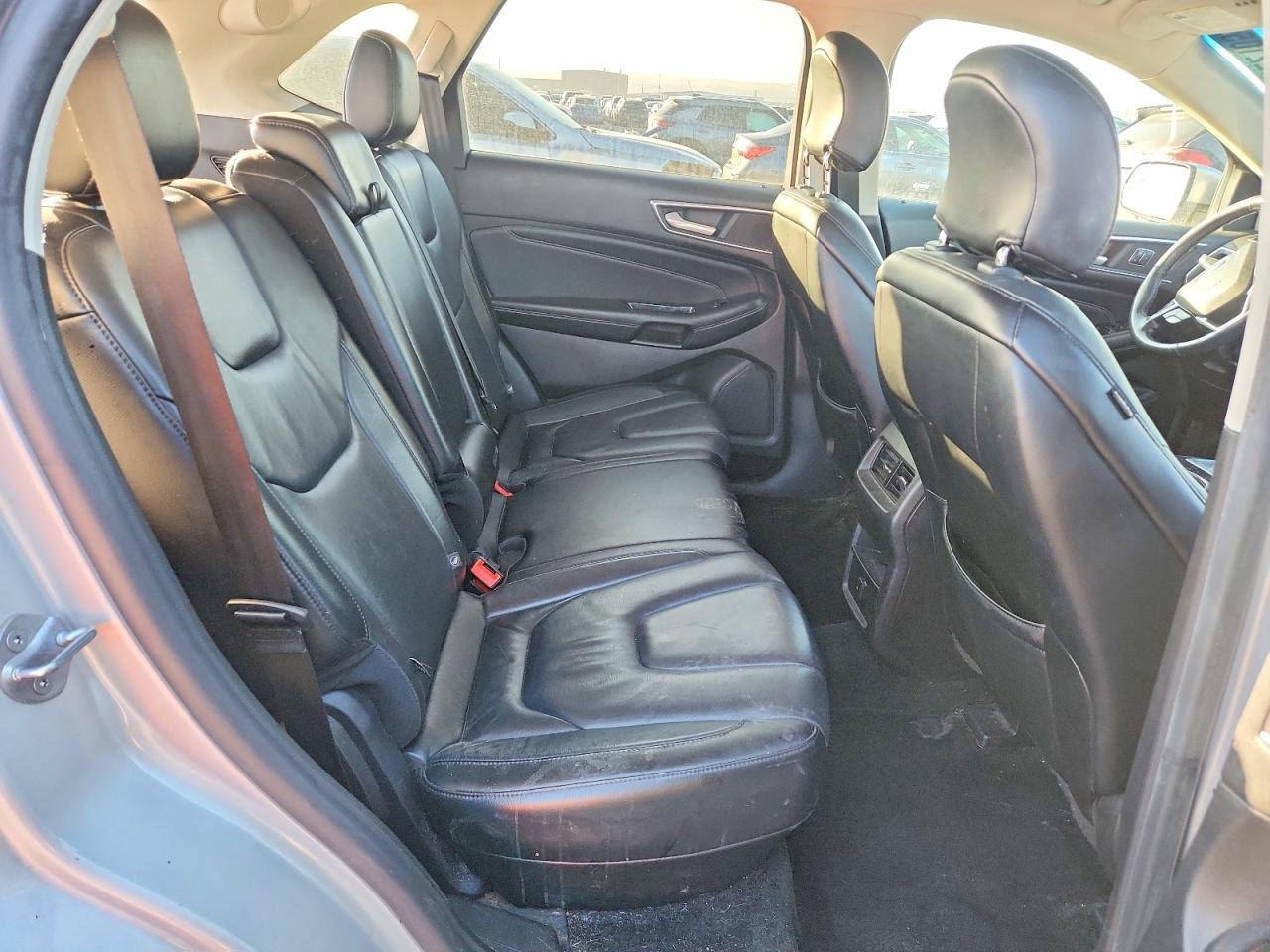 Ford Edge Titanium