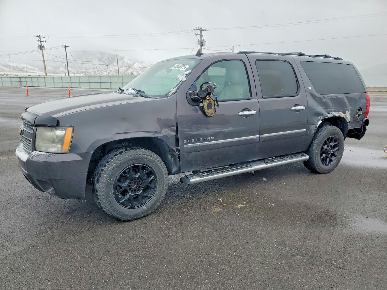 Salvage Chevrolet Suburban Image