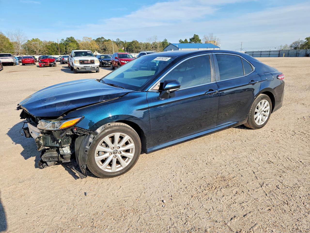 Salvage Toyota Camry Image