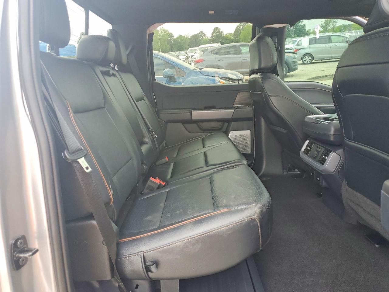Ford F-150 Lariat