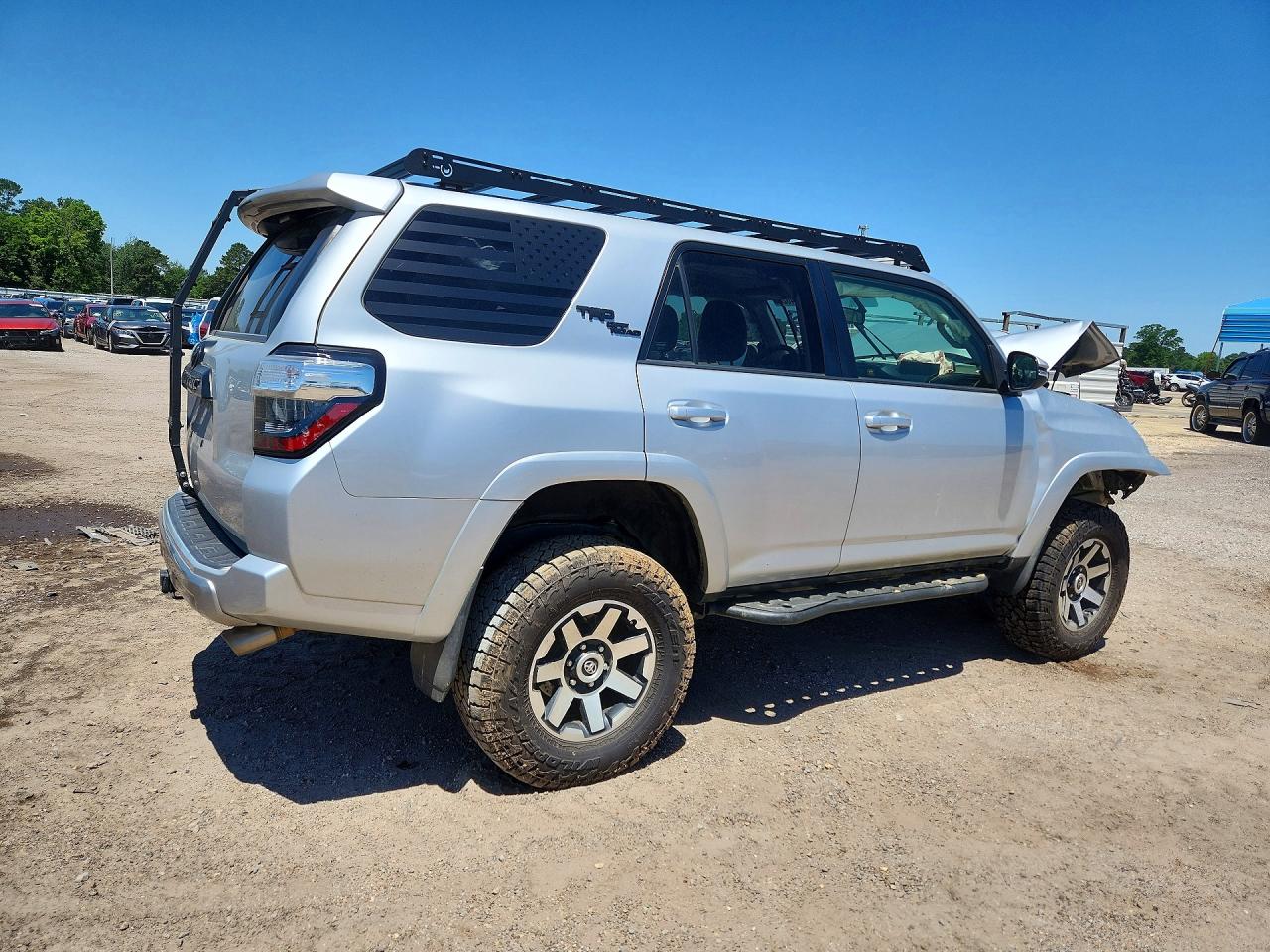 Toyota 4Runner Deluxe