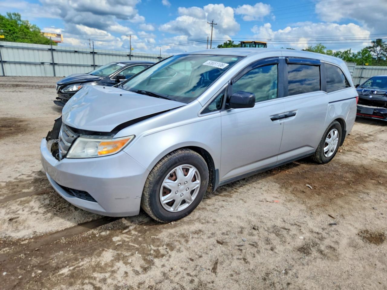 Salvage Honda Odyssey Image