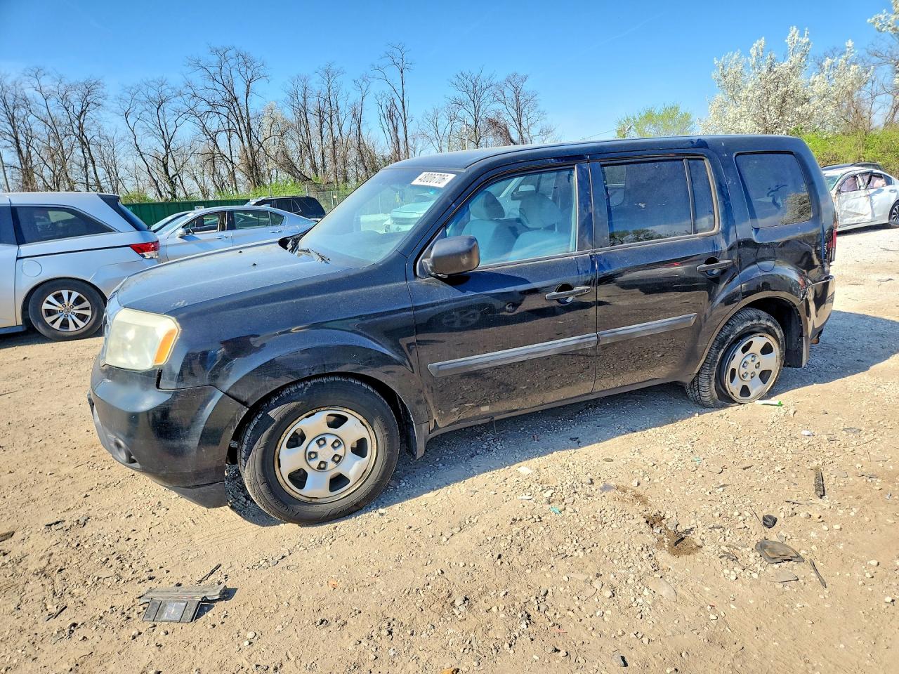 Salvage Honda Pilot Image