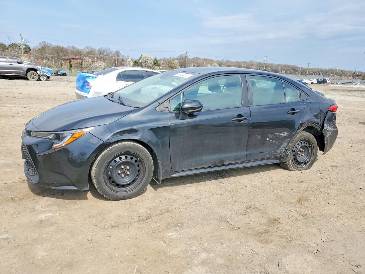Salvage Toyota Corolla Image