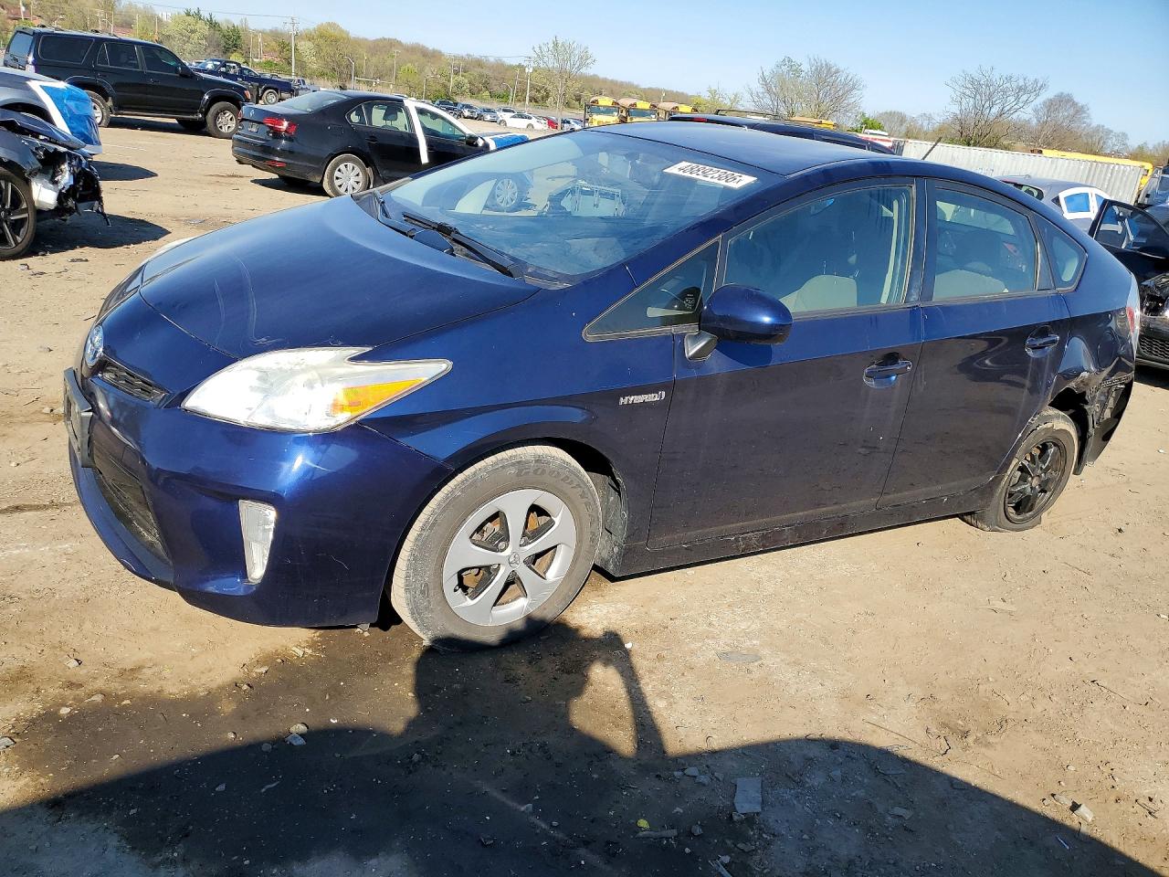 Salvage Toyota Prius Image