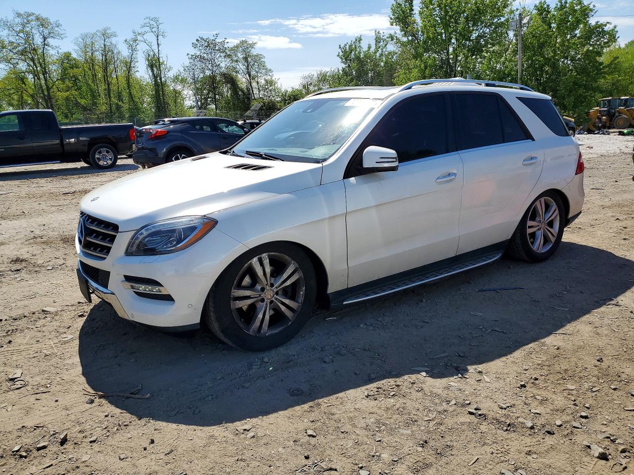 Salvage Mercedes-Benz M-Class Image