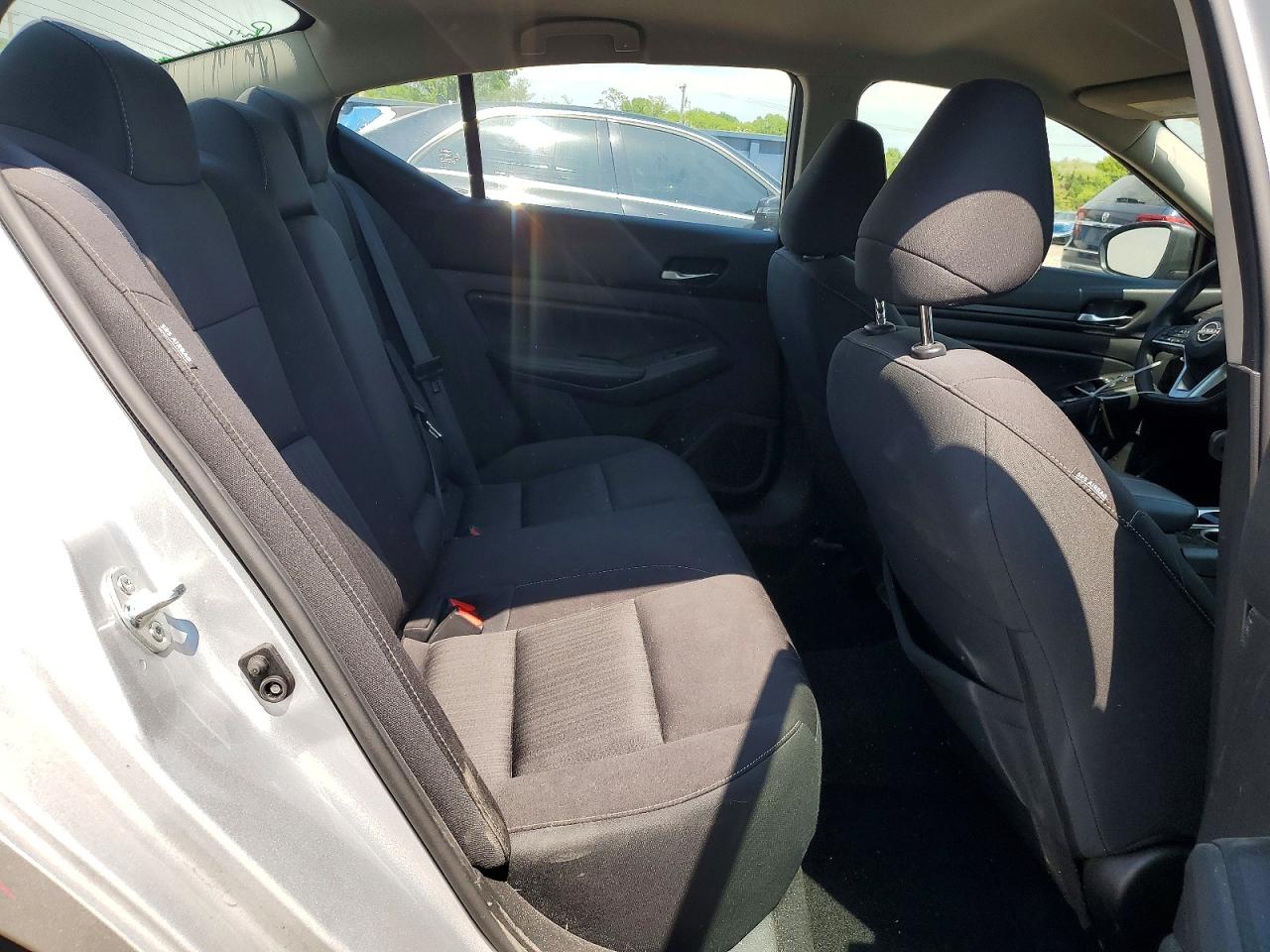 Nissan Altima Sv