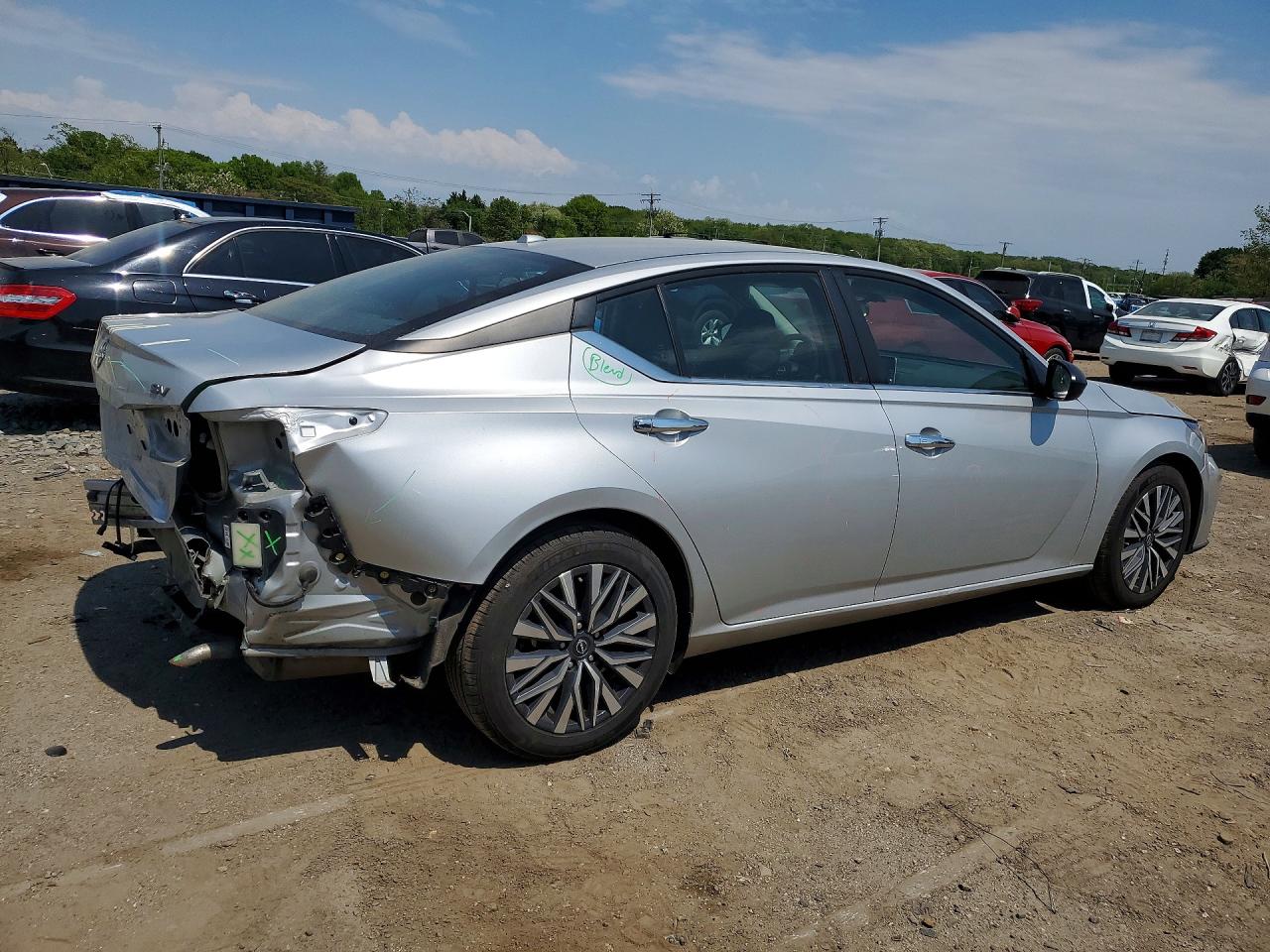 Nissan Altima Sv