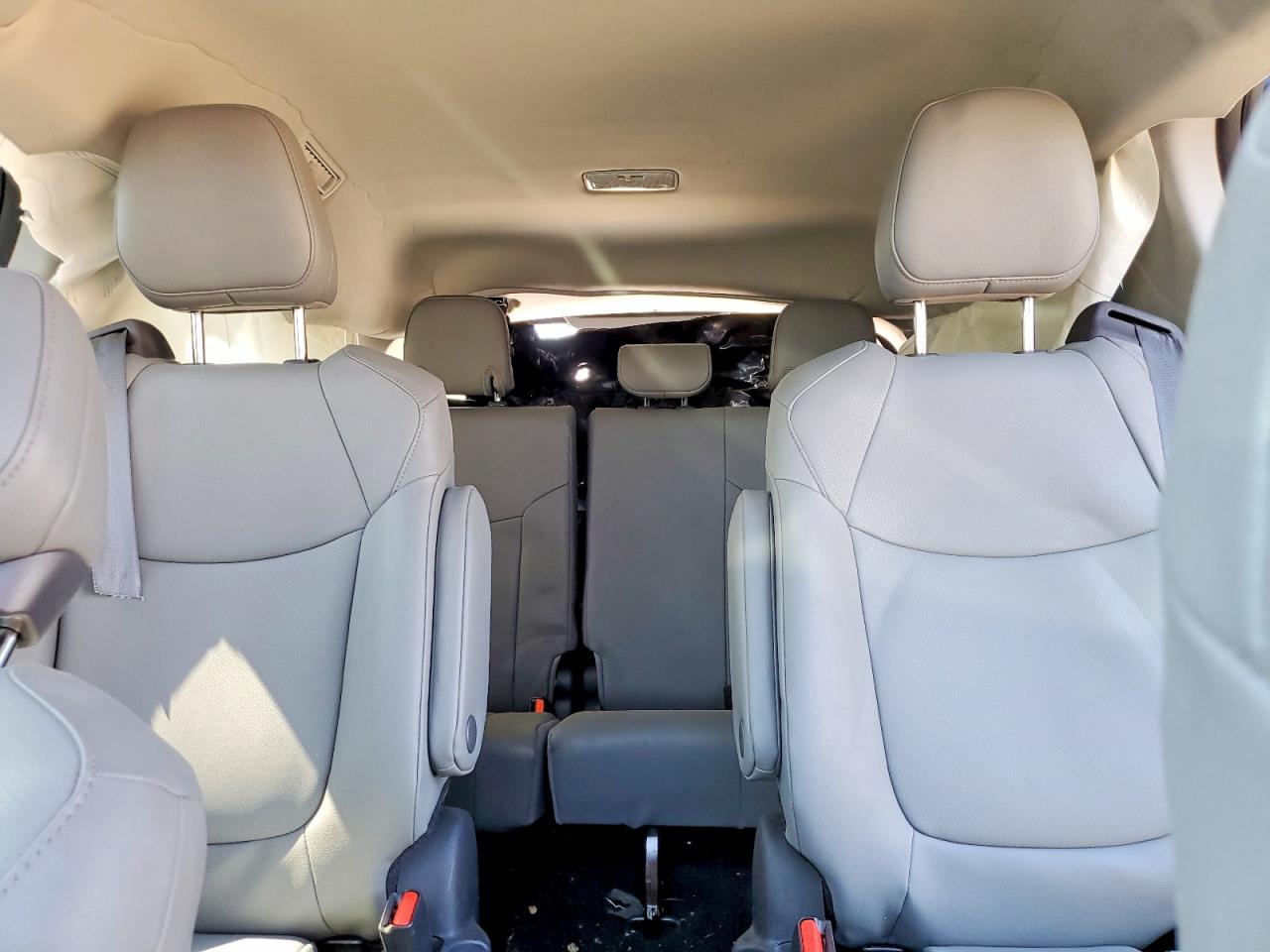 Toyota Sienna Xle 7-passenger