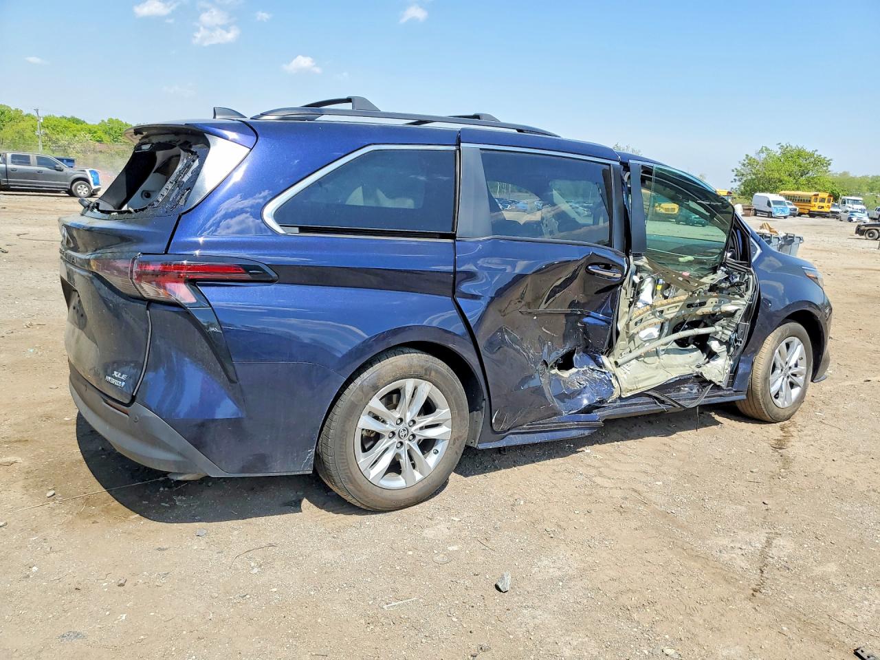 Toyota Sienna Xle 7-passenger