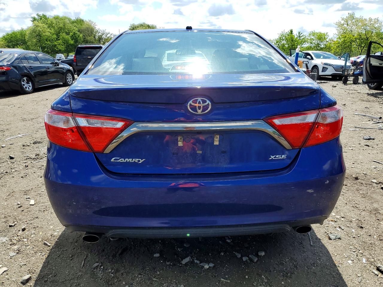 Toyota Camry Xse V6