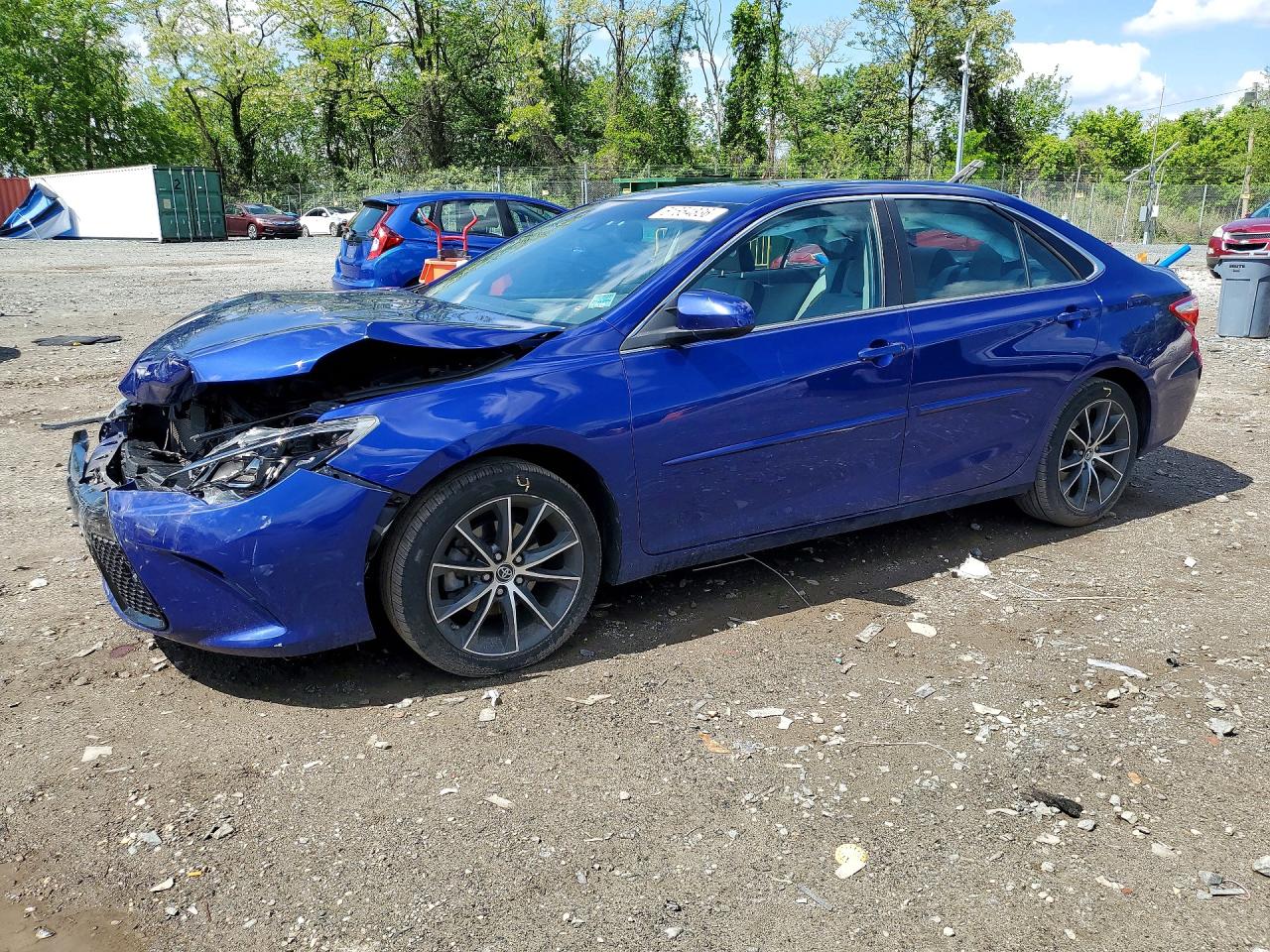 Salvage Toyota Camry Image