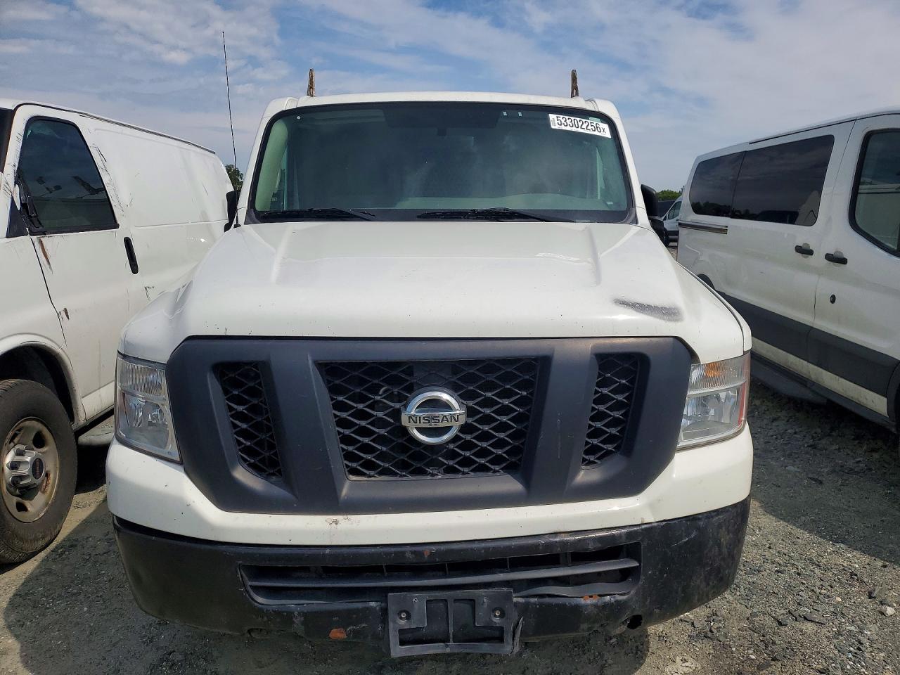Nissan Nv 2500