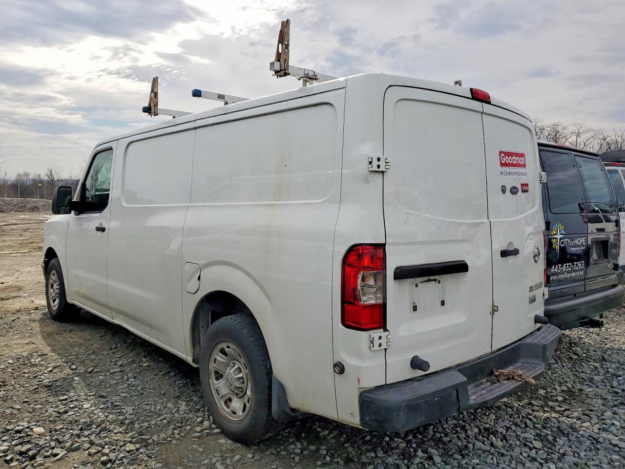 Nissan Nv 2500
