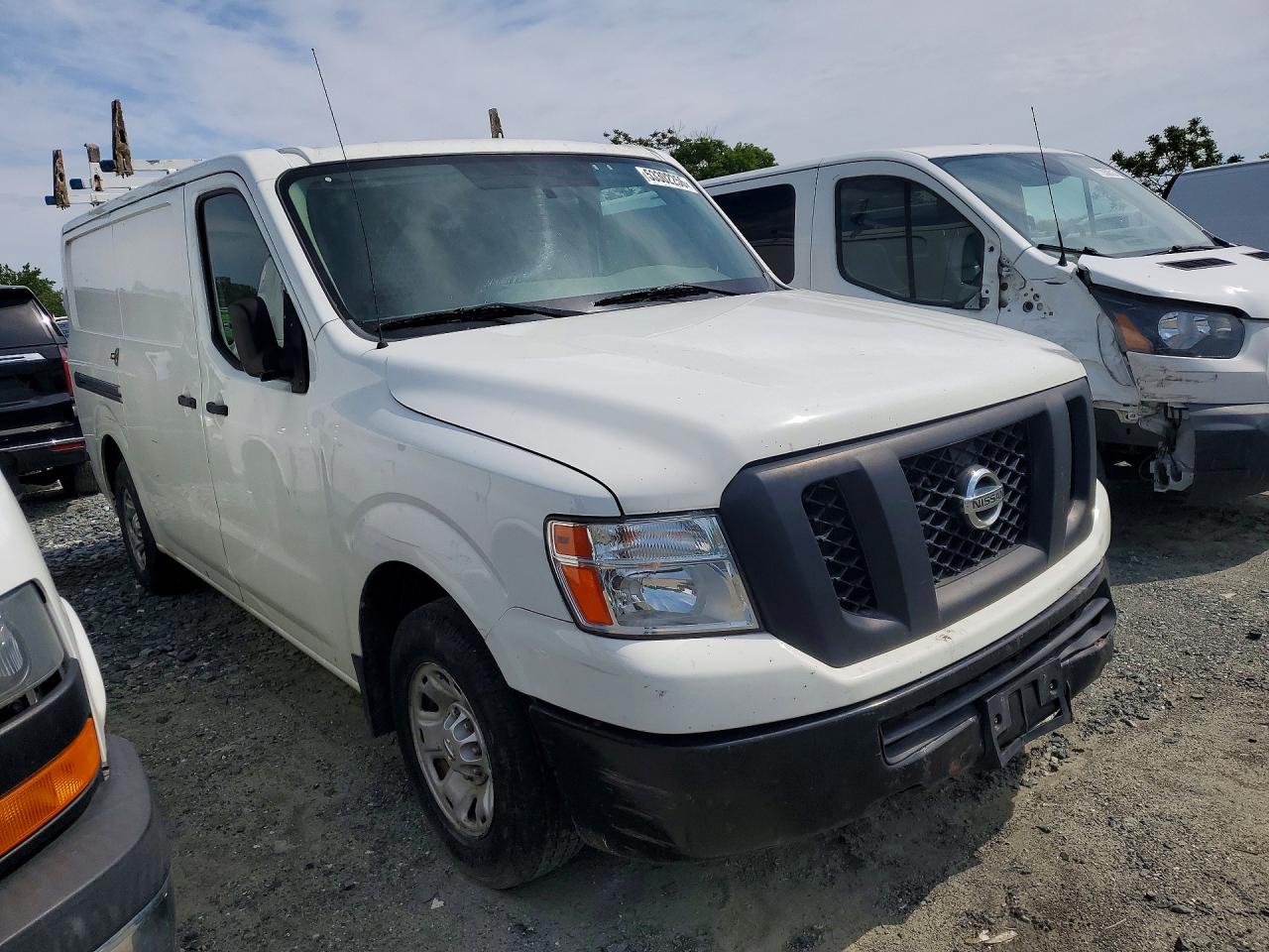 Nissan Nv 2500