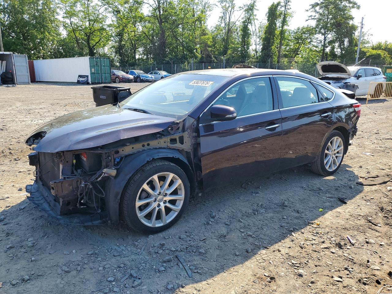 Salvage Toyota Avalon Image