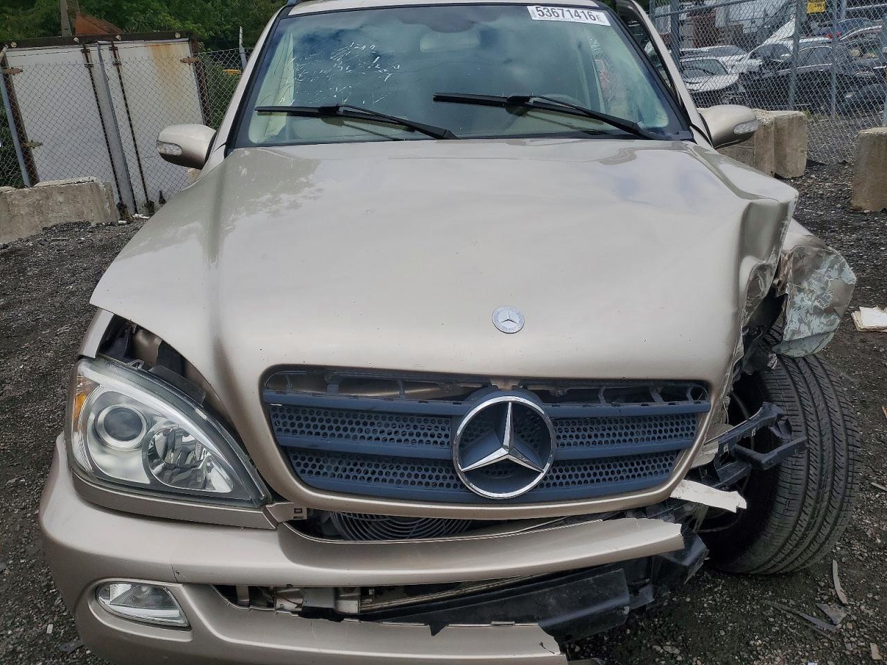 Mercedes-Benz M-Class 350