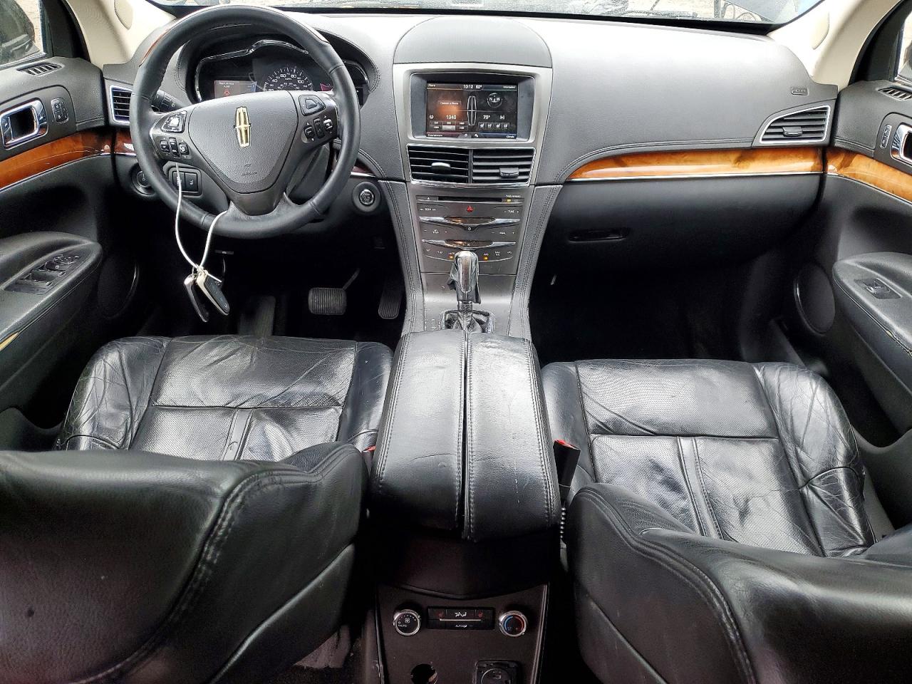 Lincoln MKT