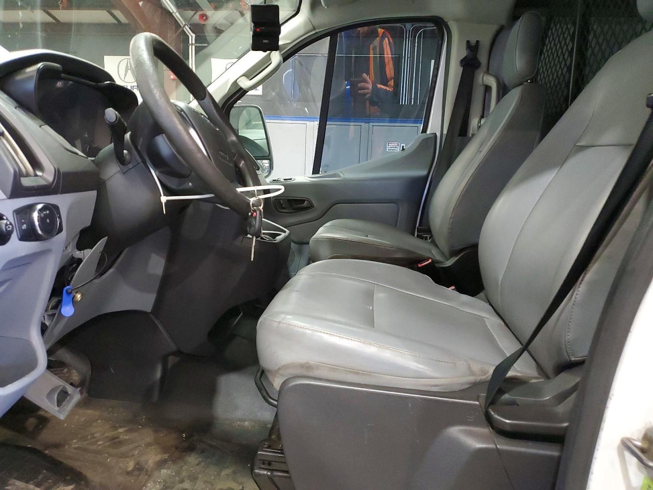 Ford Transit T-150