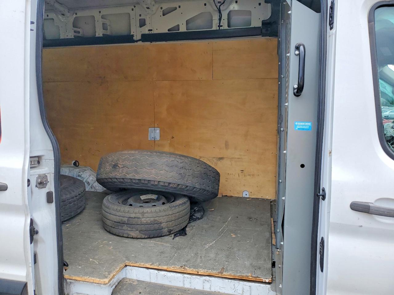 Ford Transit T-250