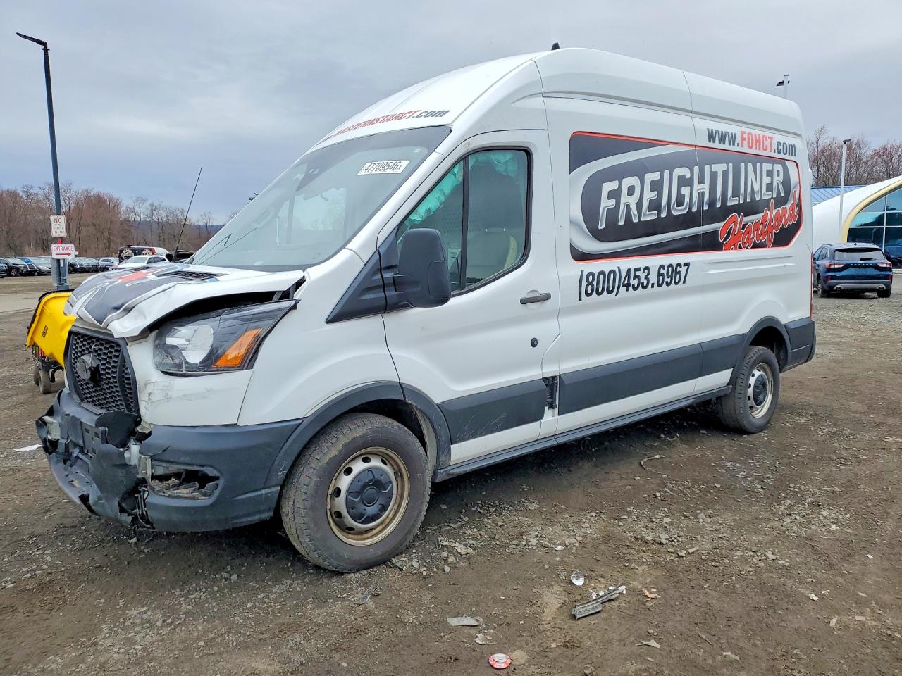 Salvage Ford Transit Image