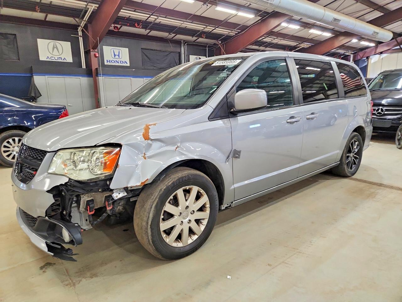 Salvage Dodge Caravan Image
