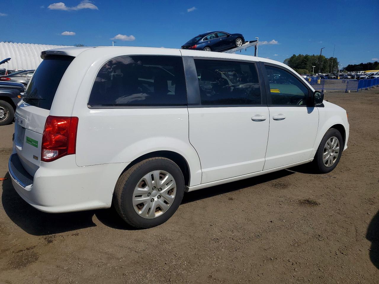 Dodge Caravan Se
