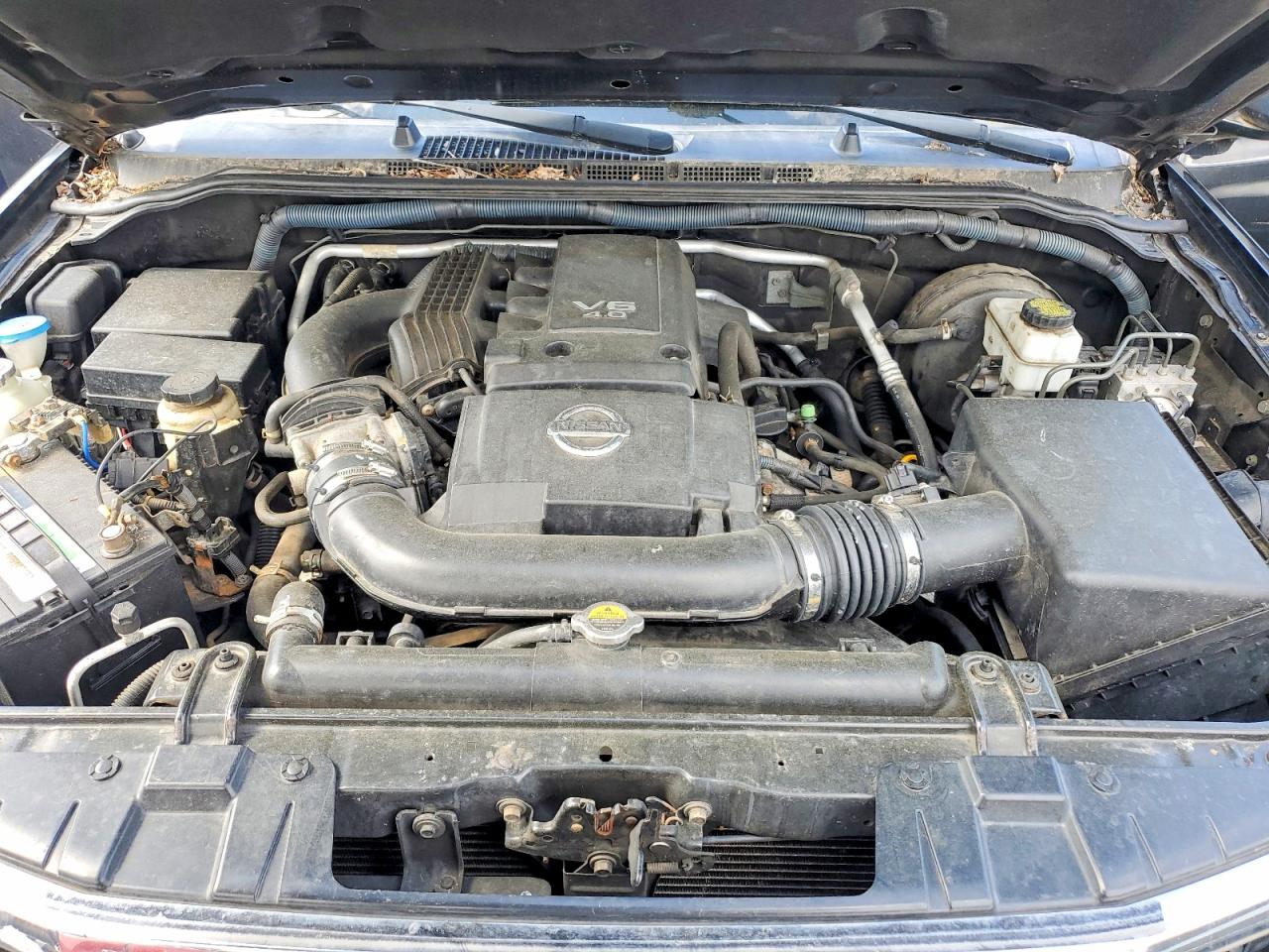 Nissan Frontier Sv V6