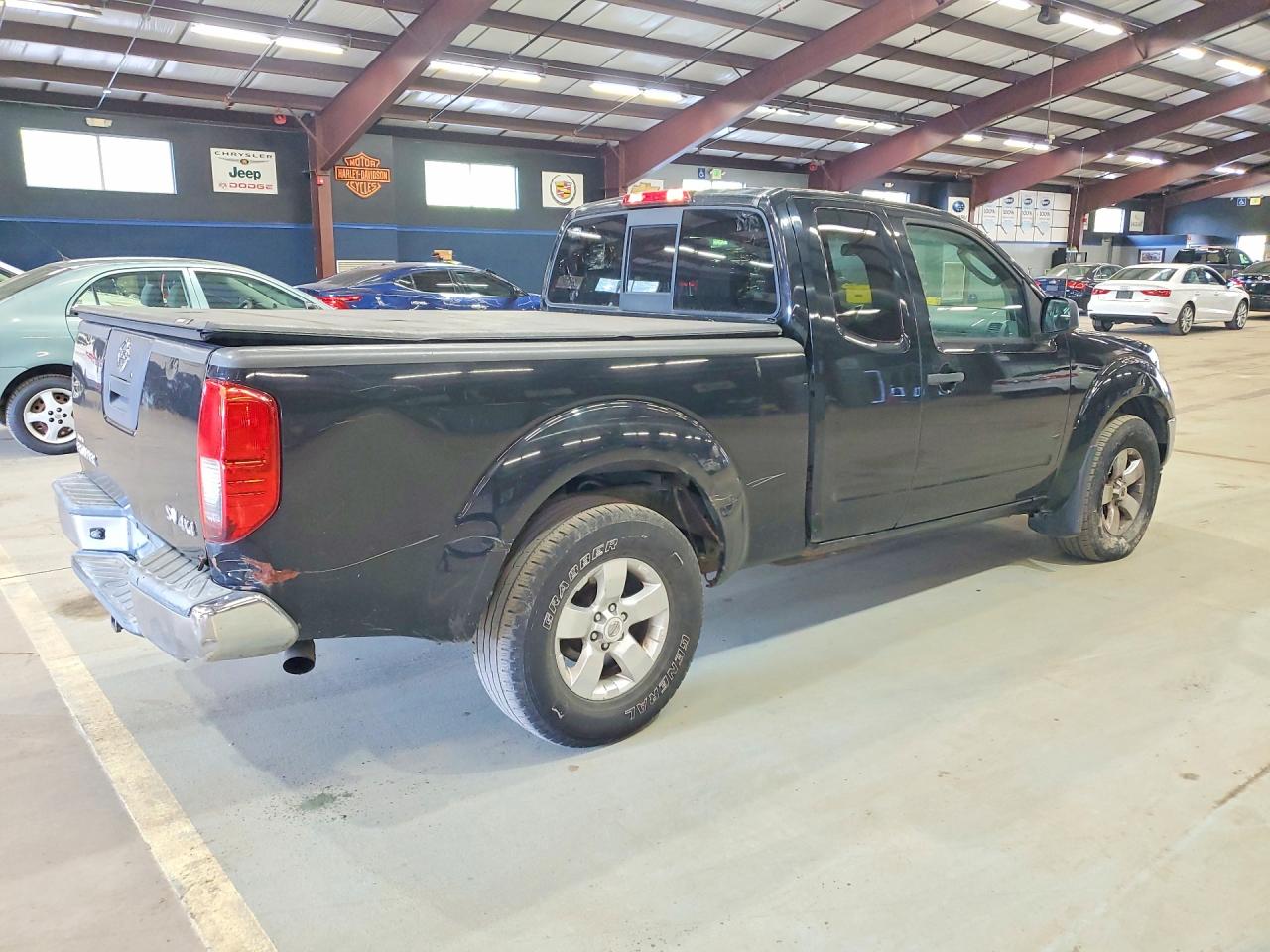 Nissan Frontier Sv V6