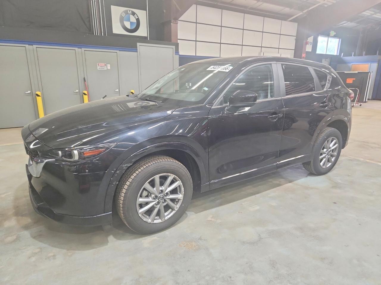 Salvage Mazda Cx Image