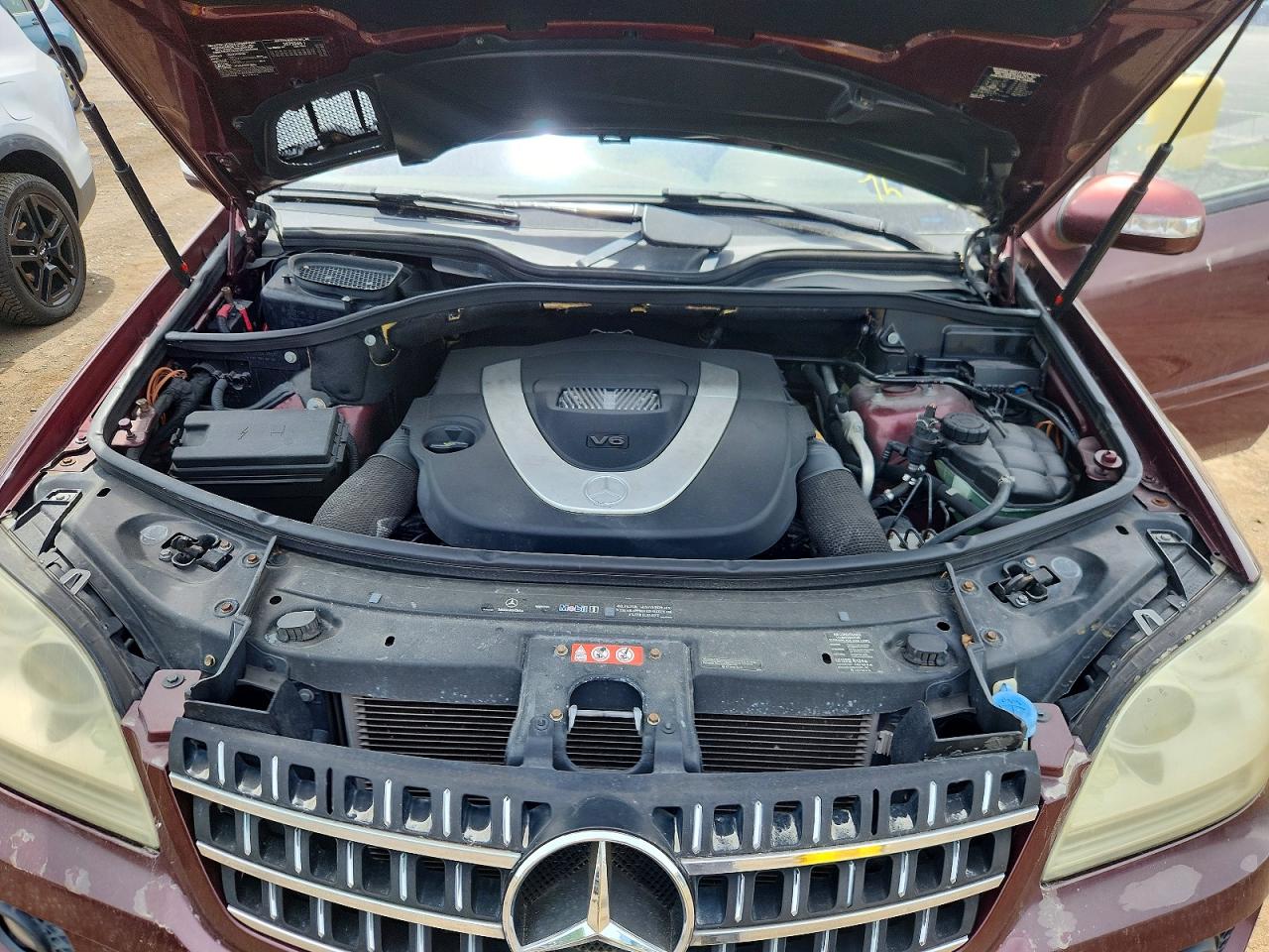 Mercedes-Benz M-Class 350