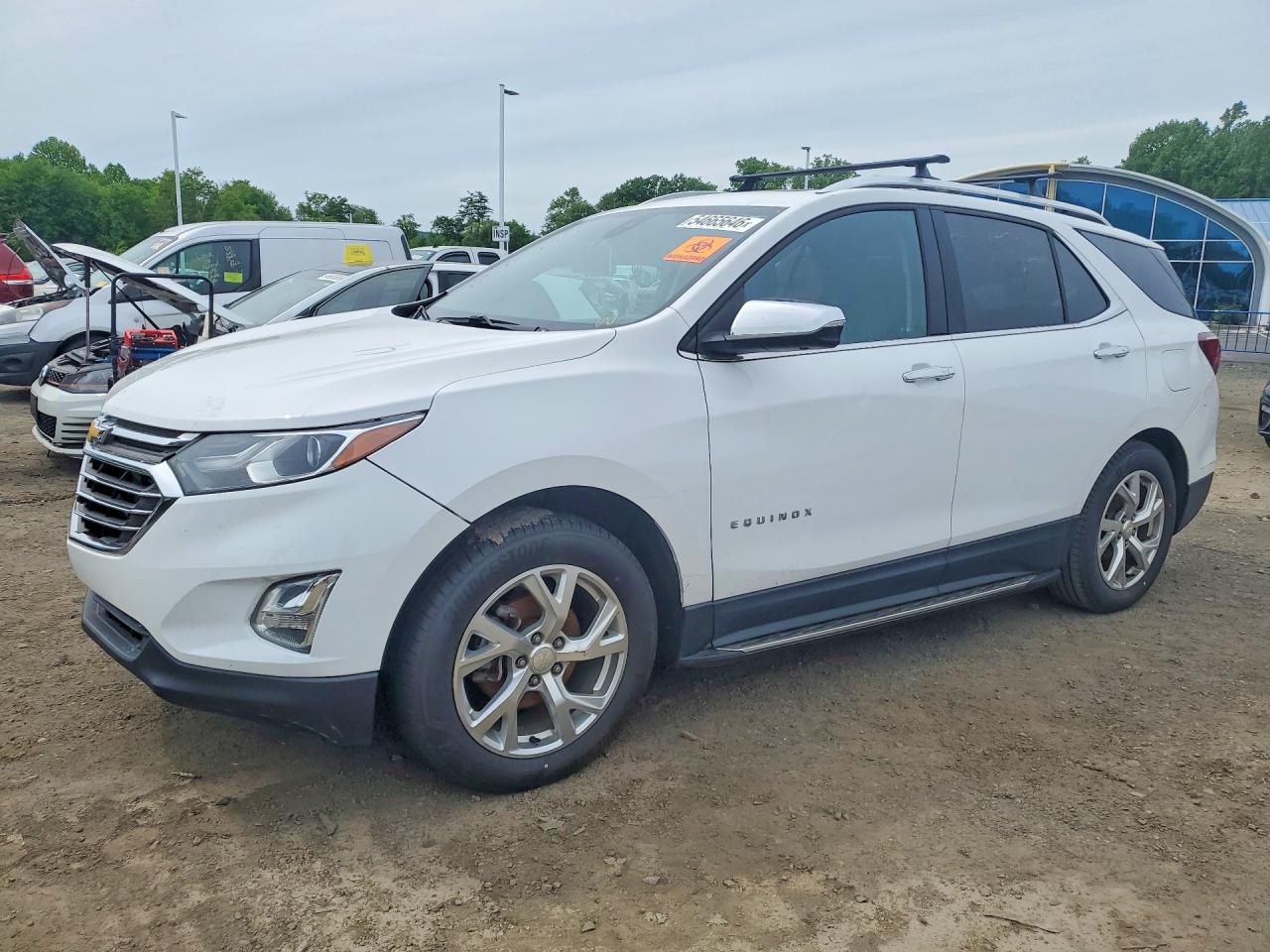 Salvage Chevrolet Equinox Image