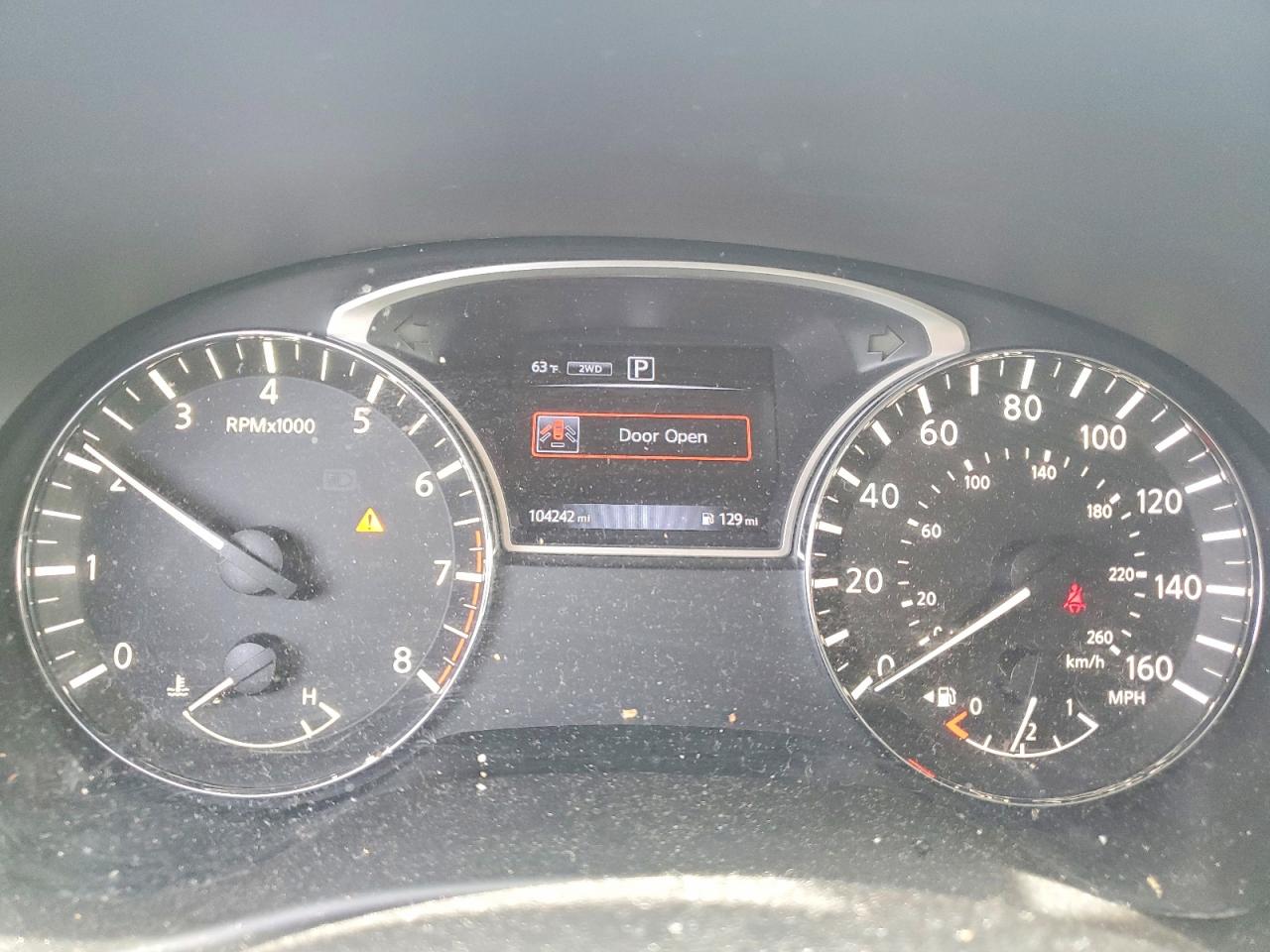 Nissan Pathfinder Sv